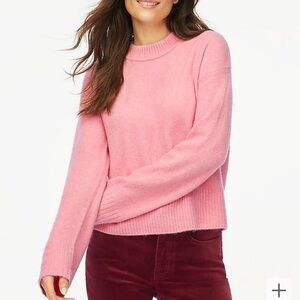 J. Crew Pink crewneck sweater in extra-soft yarn size S